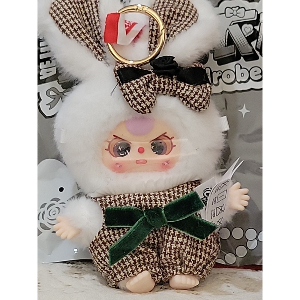 Baby Three Oli's Wardrobe plush blind boxes  specific character Mauve.